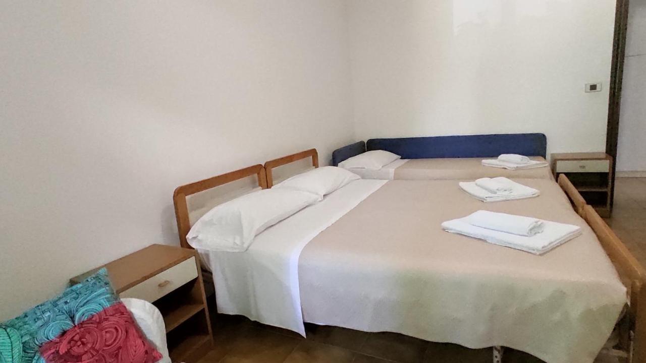 Hotel De Amicis ريتشيوني المظهر الخارجي الصورة