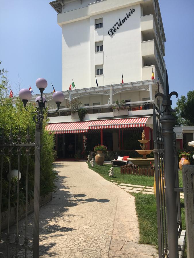 Hotel De Amicis ريتشيوني المظهر الخارجي الصورة