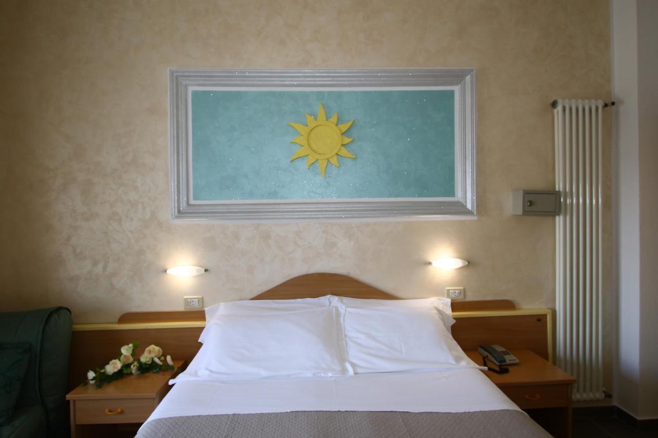 Hotel De Amicis ريتشيوني المظهر الخارجي الصورة